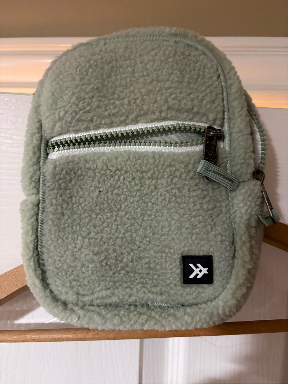 Thread brand Women’s Light Sage Sherpa Crossbody Bag